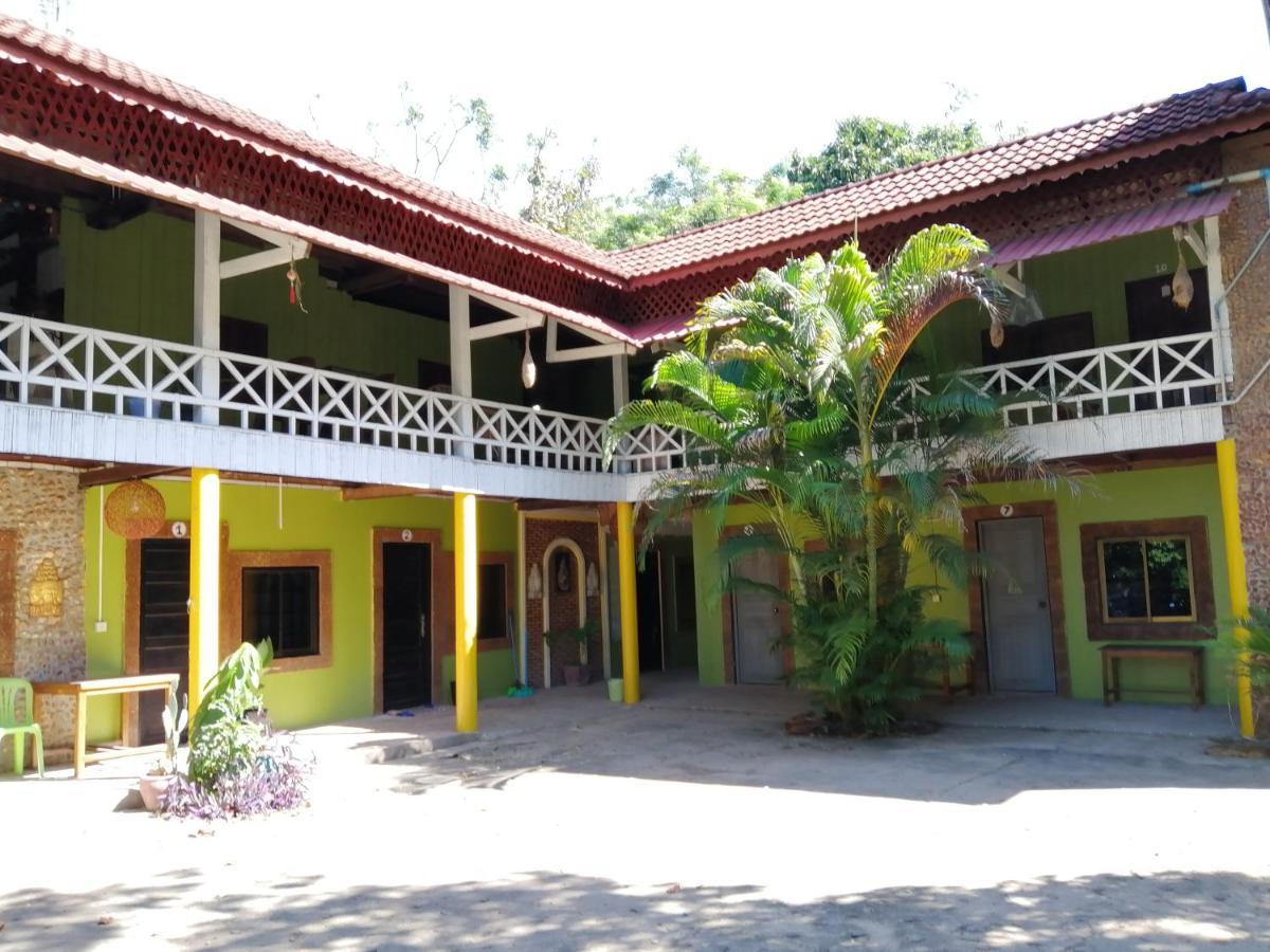 Hotel Kep Melting Potes Exterior foto