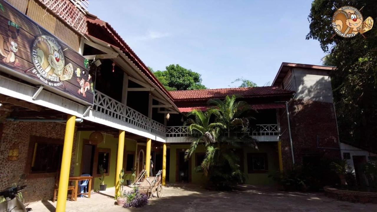 Hotel Kep Melting Potes Exterior foto