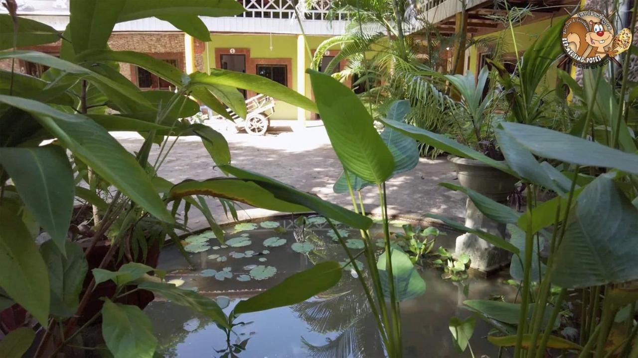 Hotel Kep Melting Potes Exterior foto